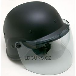 Helma US - černá se štítem